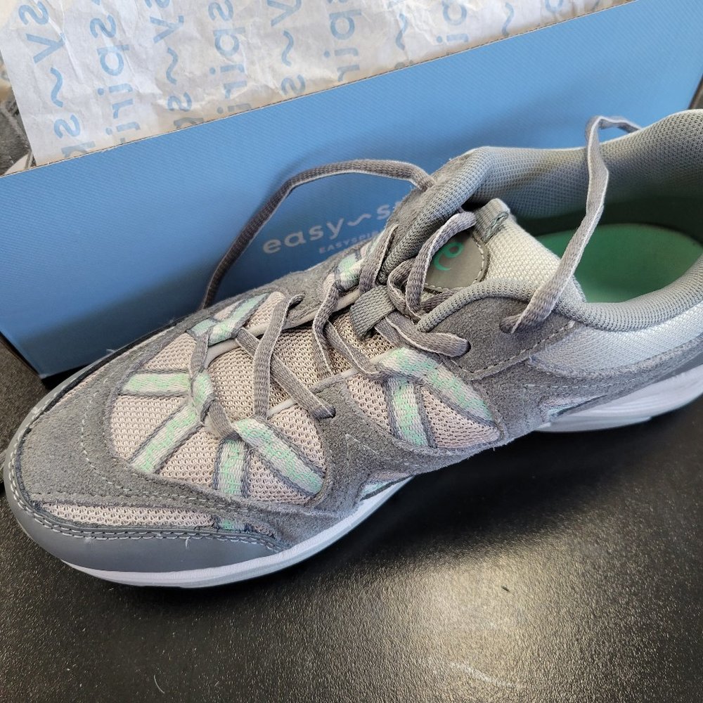 Easy spirit sneakers